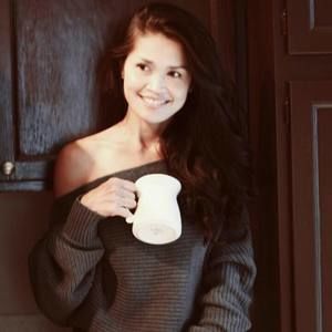 Meet your Posher, Laura d